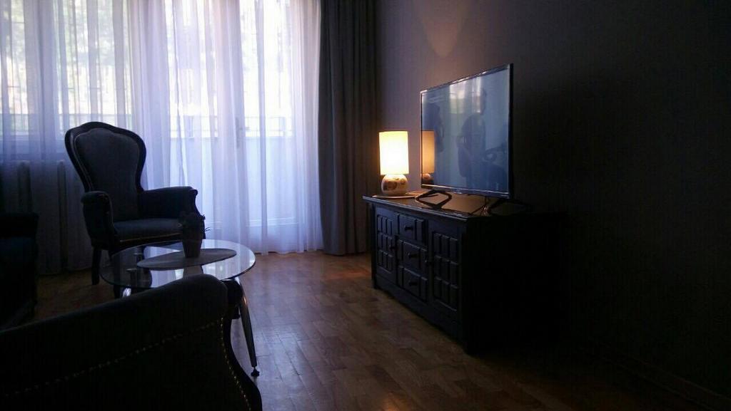 Apartment Zindan Белград Экстерьер фото
